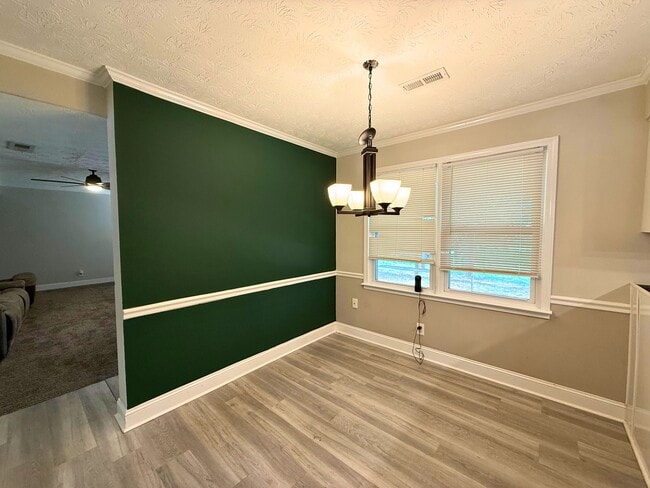 Building Photo - 107 Courtneybrook Trail