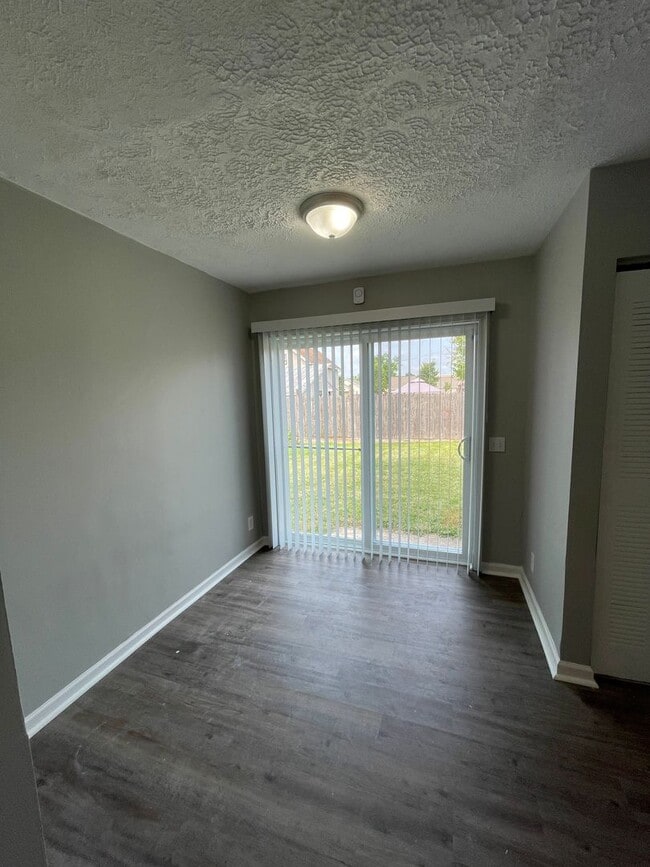 Building Photo - For Rent - Four-Bedroom Two-Bathroom Home ...