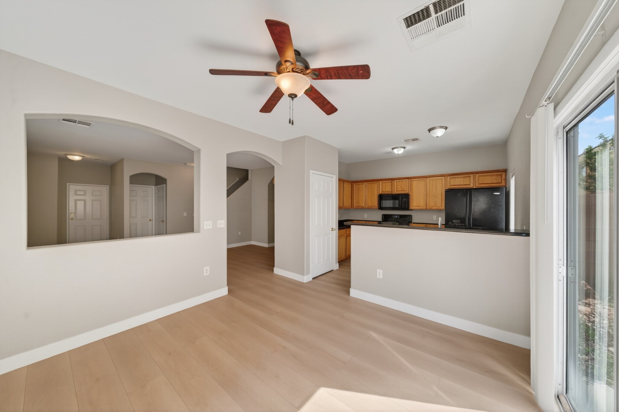 Building Photo - 6321 Blowing Sky St