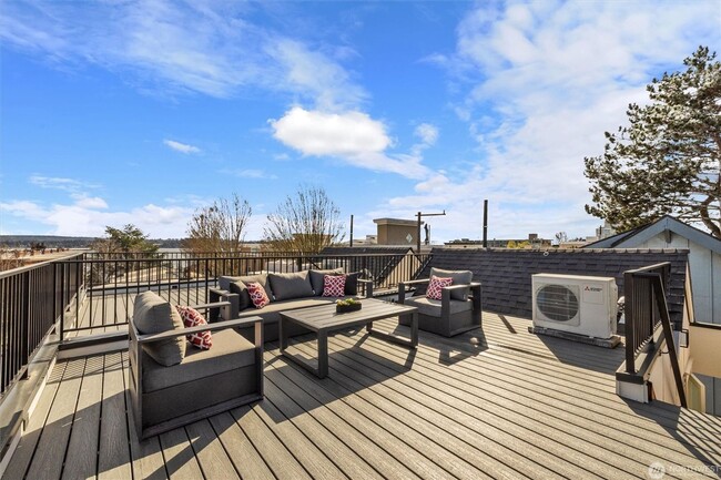Building Photo - Brand new 2 bedroom with luxury finishes i...