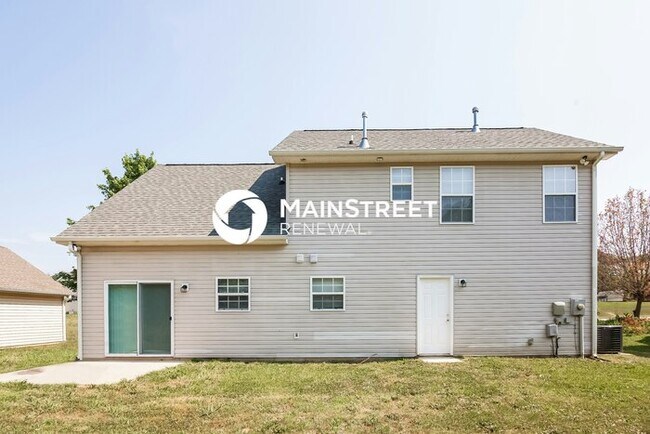 Building Photo - 3 Bedroom Pet-Friendly Home in Gastonia, NC with Main Street Renewal