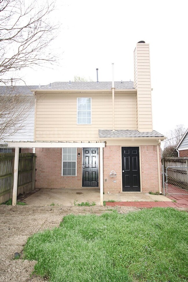 Building Photo - 8349 Honey Dew Cove