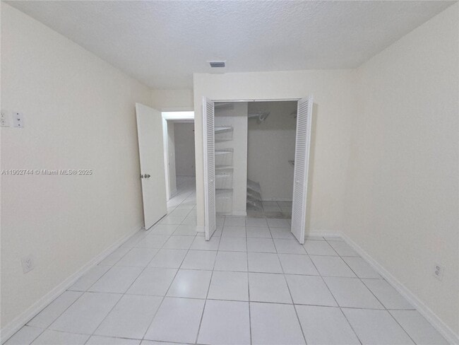 Building Photo - 14056 SW 51st Ln