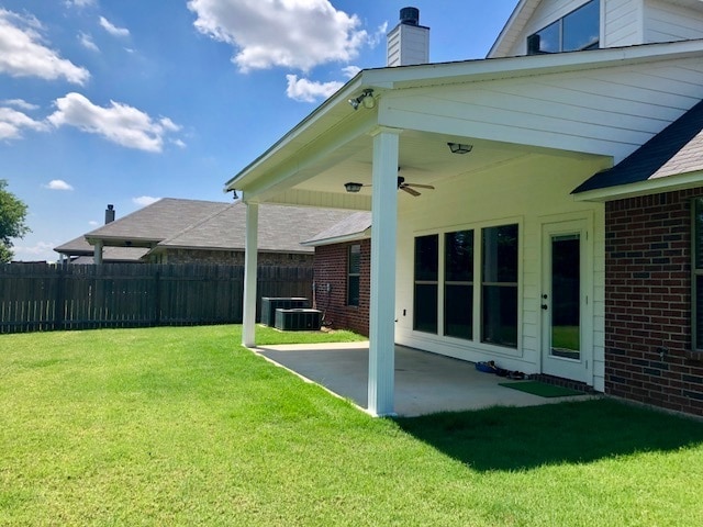 Building Photo - Beautiful Legacy Home!