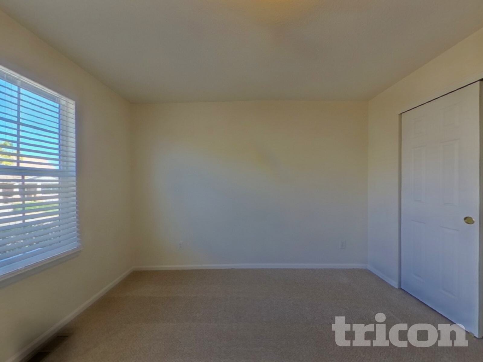 Building Photo - 1129 S Duquesne Cir