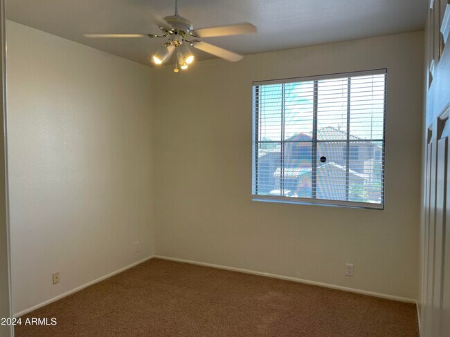 Building Photo - 5922 W Sack Dr