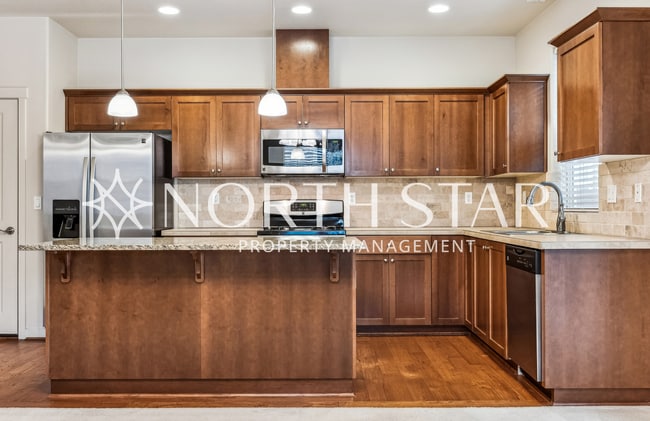 Building Photo - Vaulted Ceilings, Modern Finishes & Easy Living