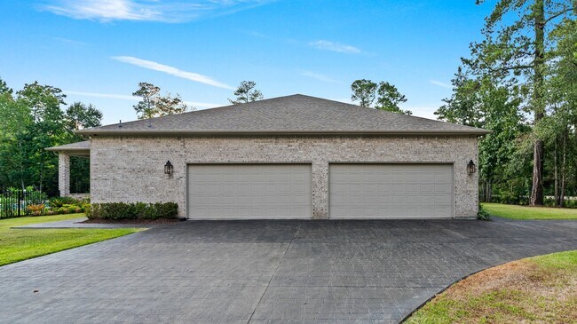 Building Photo - 25019 Butler Hill Ct
