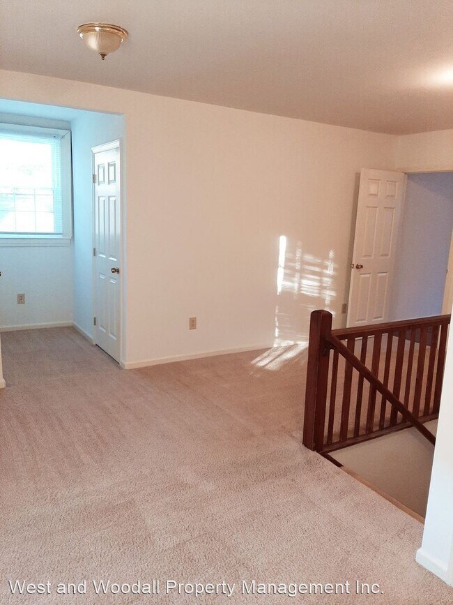 Building Photo - 3 br, 2.5 bath House - 2413 Pickett Road