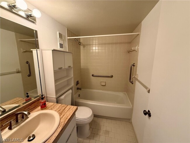 Building Photo - 1516 Mainsail Dr