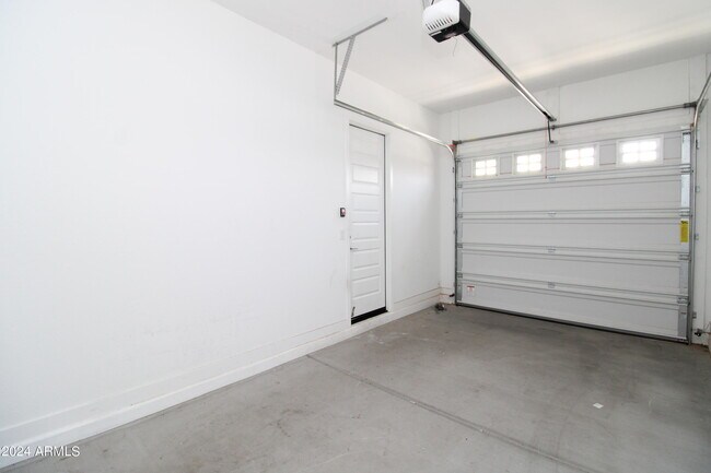 Building Photo - 259 E Sagittarius Pl