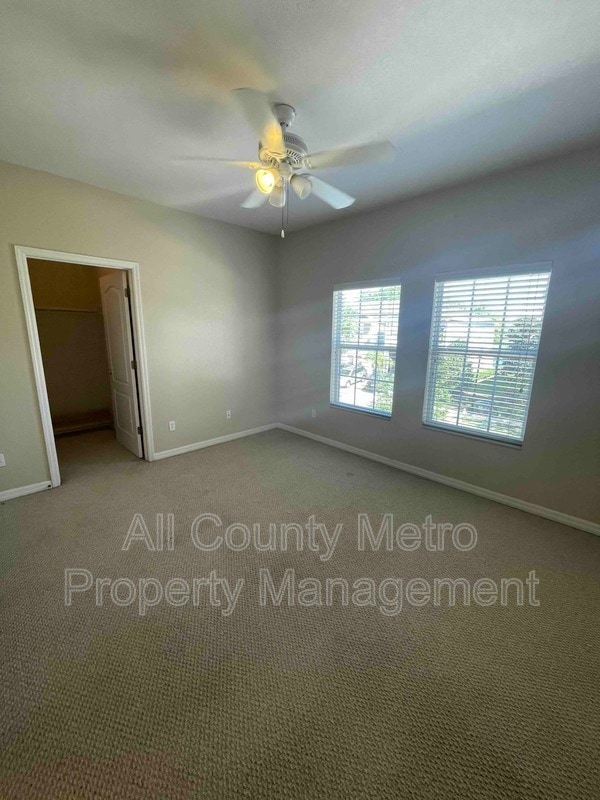 Building Photo - 2468 Caravelle Cir