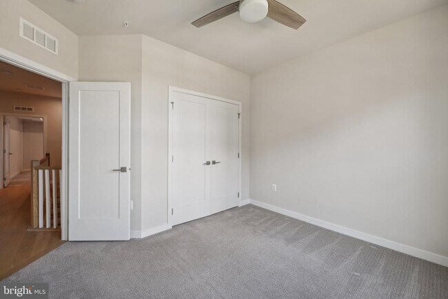 Building Photo - 22328 Roanoke Rise Terrace