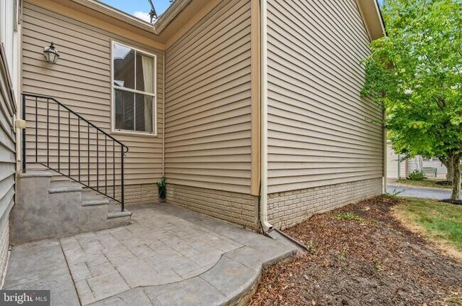 Building Photo - 3921 Braveheart Cir