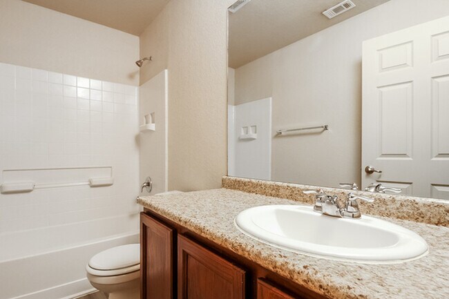 Building Photo - 10611 Goose Way