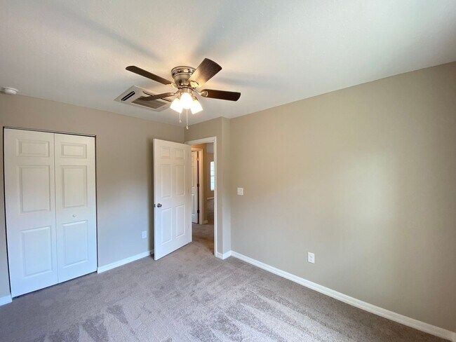 Building Photo - 14962 SW 60th Terrace