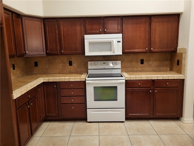 Building Photo - 29 Spanish Bay Dr