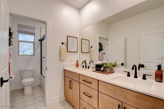 Primary Photo - 9702 Starlight Ridge Ave