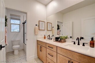 Building Photo - 9702 Starlight Ridge Ave