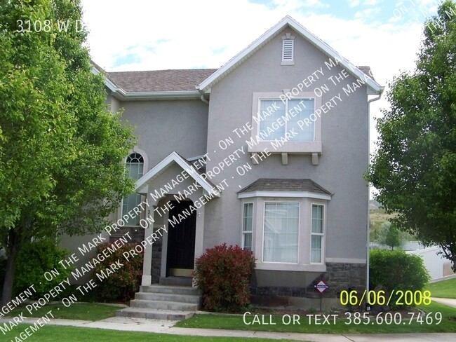 Primary Photo - Remodeled Townhome in Pilgrims Landing - Lehi