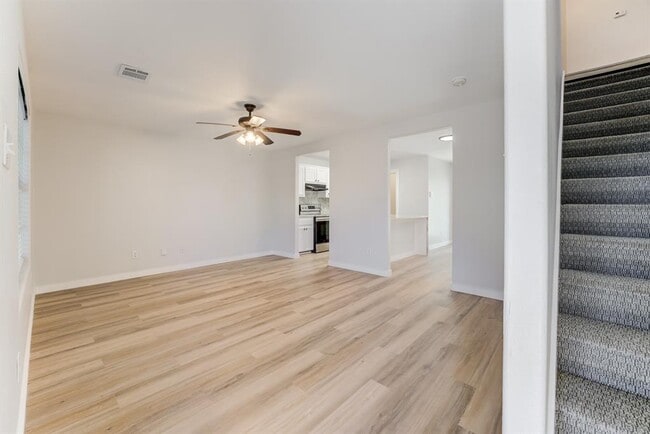Building Photo - 12507 Rio Bravo St
