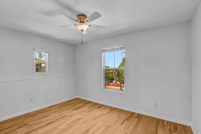 Building Photo - 7370 La Mesita Pl
