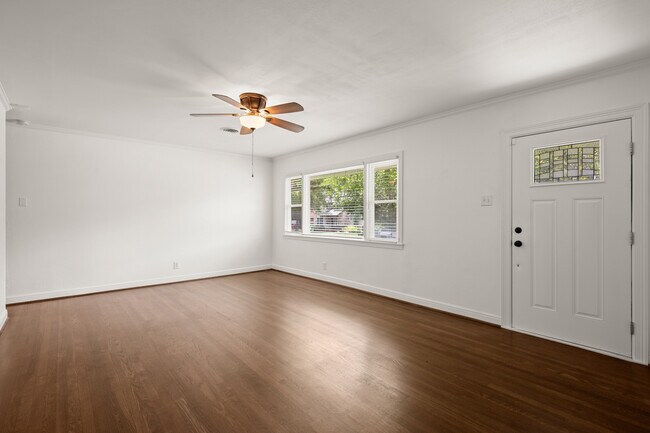 Building Photo - 5805 Bull Creek Rd