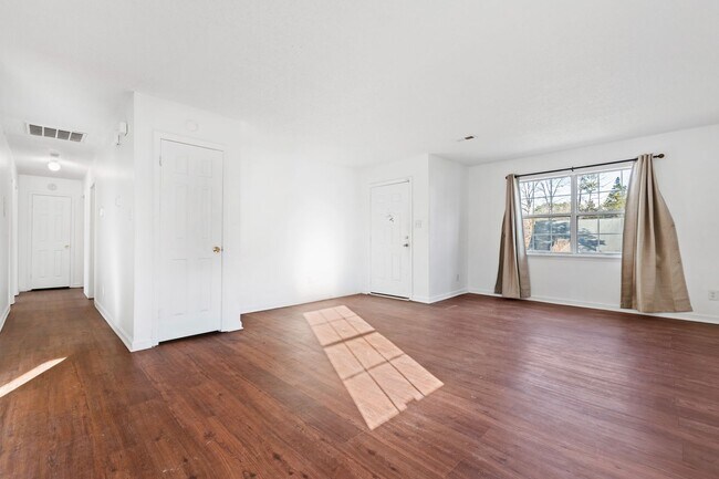 Building Photo - 4100 Tranquil Rd