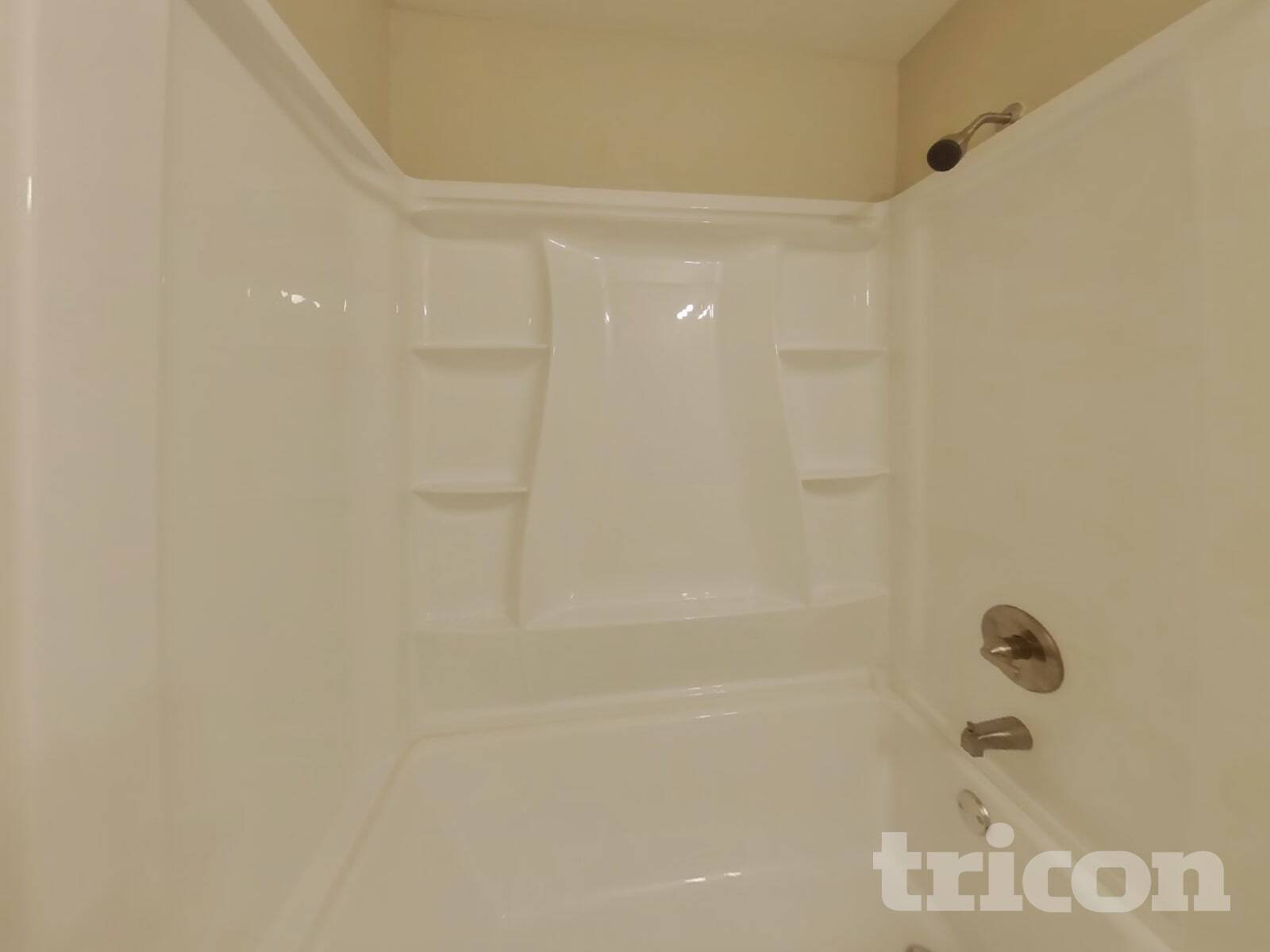 Building Photo - 834 San Jacinto Dr