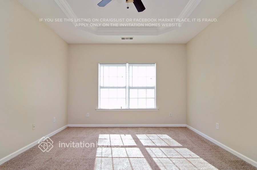 Building Photo - 7718 Parkside Dr