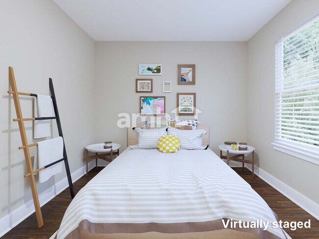 Building Photo - 404 Ronter Ct