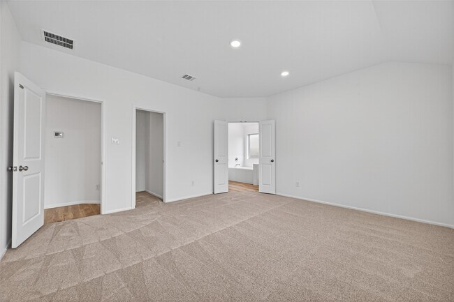 Building Photo - 3808 Moss Hl Rd