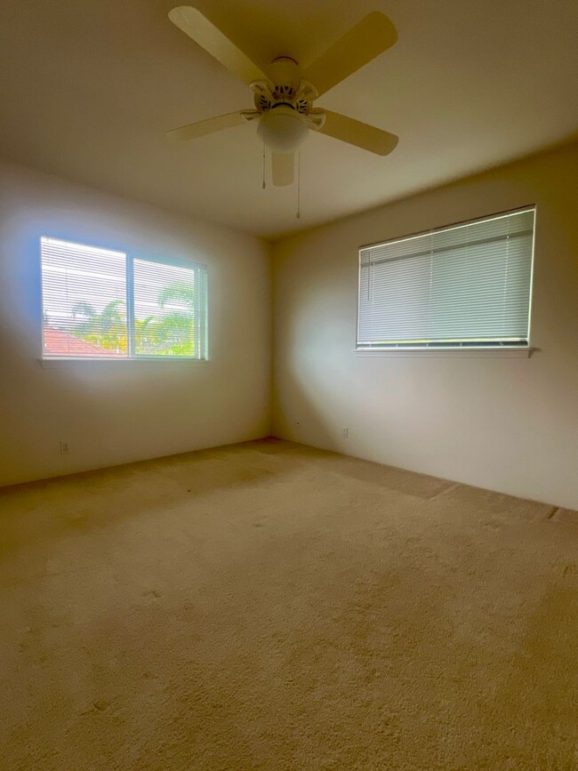 Building Photo - 3 bedroom 2.5 bath unfurnished Home in Pua...