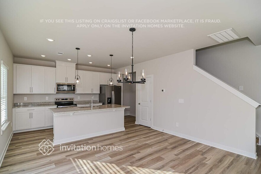 Building Photo - 1207 Bluffton Cir