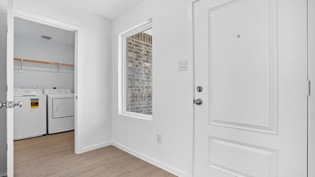 Building Photo - 26911 Dalmatian Bellflower Dr