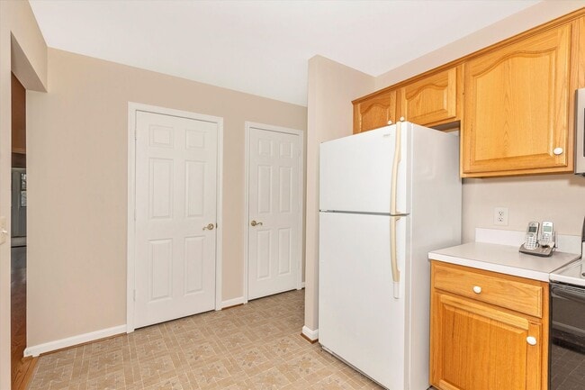 Building Photo - Wildwood Park Rental