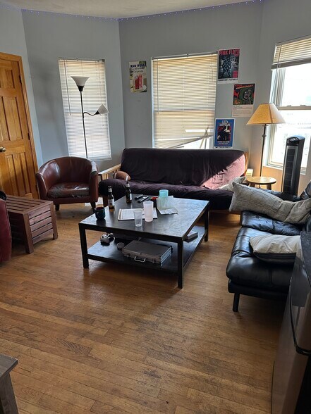 Building Photo - 1 Ossipee Rd