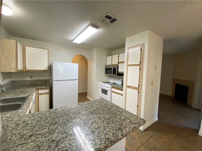 Building Photo - 2200 S Fort Apache Rd