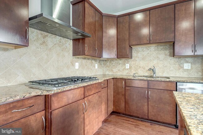 Building Photo - 42230 Castle Ridge Square