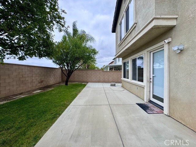 Building Photo - 35889 Wolverine Ln