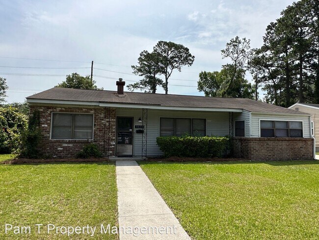 3 br 1 5 bath House 3618 Oakland Court 3618 Oakland Ct Savannah GA 3 br 1 5 bath House 3618 Oakland Court 3618 Oakland Ct Savannah GA