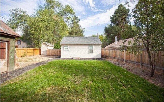 Building Photo - 2765 W Lemhi St