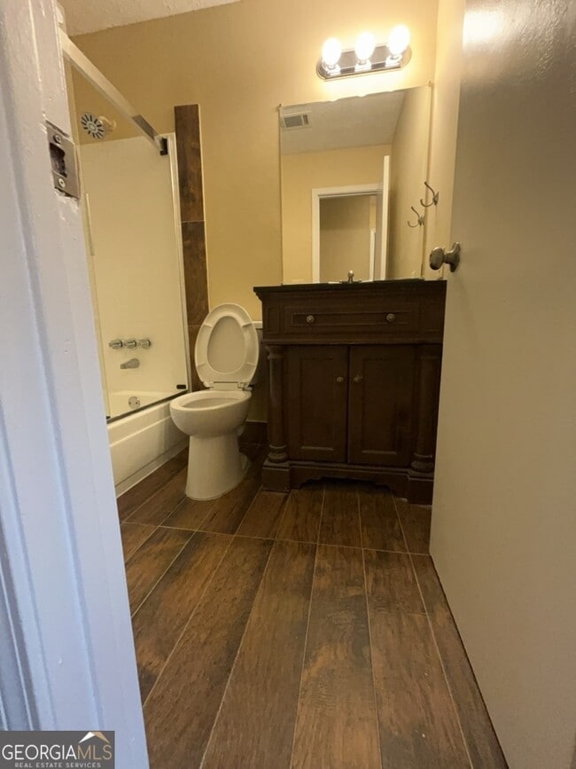 Building Photo - 5089 Victor Trail NW