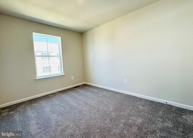Building Photo - 12 BROOKFIELD Mews