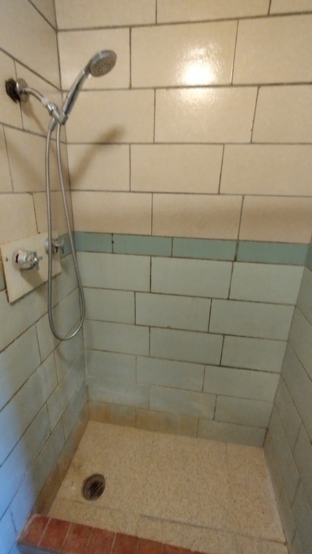 Building Photo - 2223 N Water St Ext