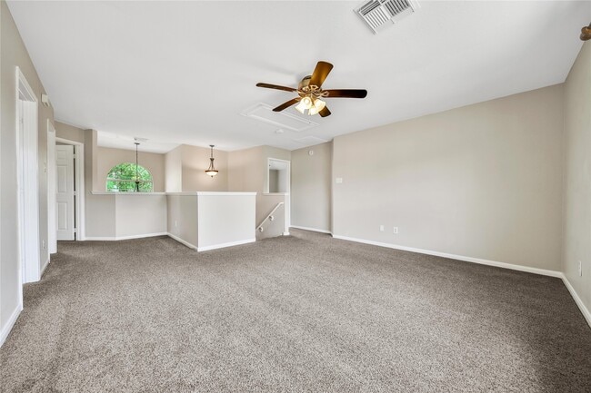 Building Photo - 32126 Willow Creek Park