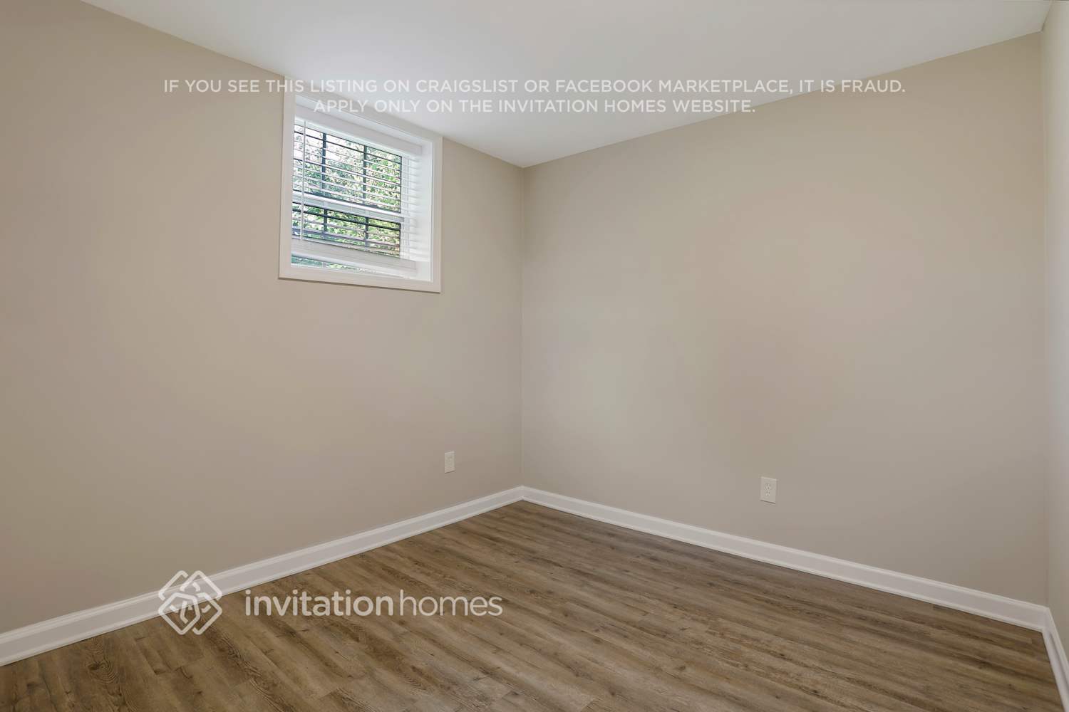 Building Photo - 51 Primrose Ln