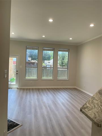 Building Photo - 9517 Thorncliff Dr