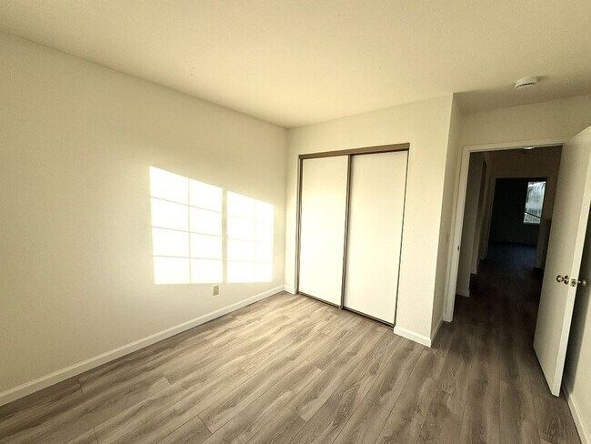 Building Photo - Beautiful House in the heart of Temecula - Close to Everywhere