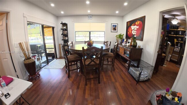 Building Photo - 1871 NW 94th Ave